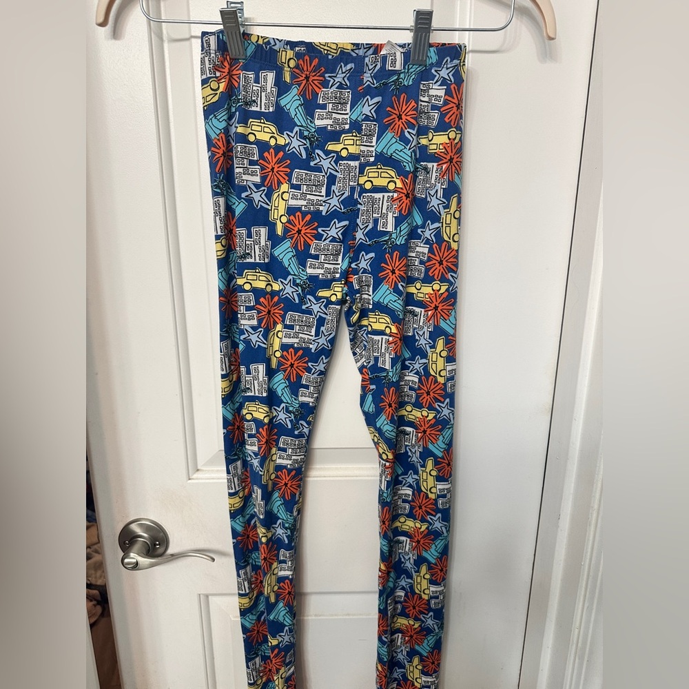 Girl’s Colorful NYC Print Leggings